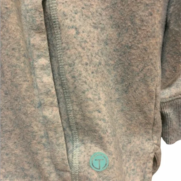 T by Talbots Sweatshirt Size XLP NWOT - Picture 3 of 6